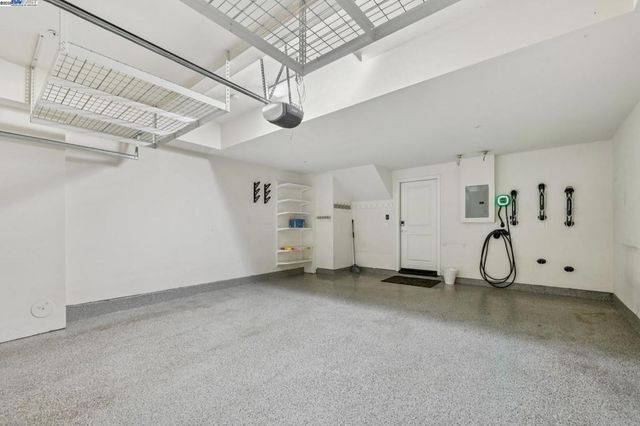 1815 Balsa St, Alameda, CA 94501