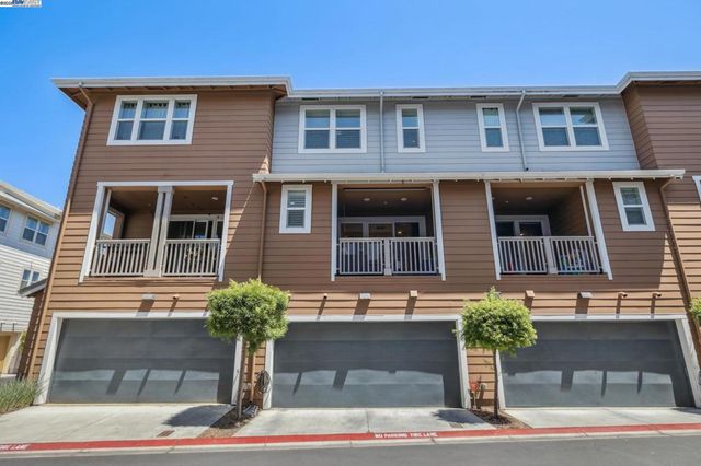 1815 Balsa St, Alameda, CA 94501