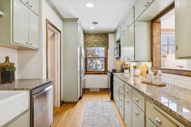 5004 15th Avenue S, Minneapolis, MN 55417