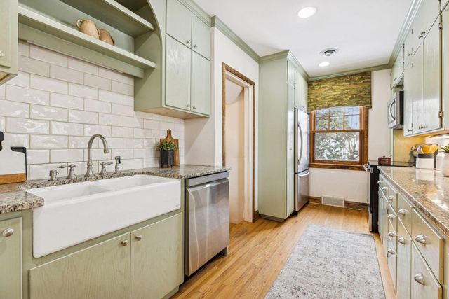 5004 15th Avenue S, Minneapolis, MN 55417