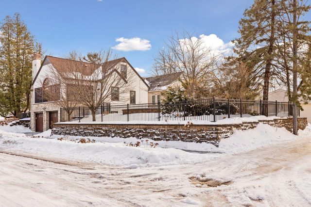 5004 15th Avenue S, Minneapolis, MN 55417