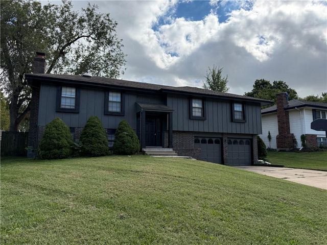 1415 W Ferrel Drive, Olathe, KS 66061