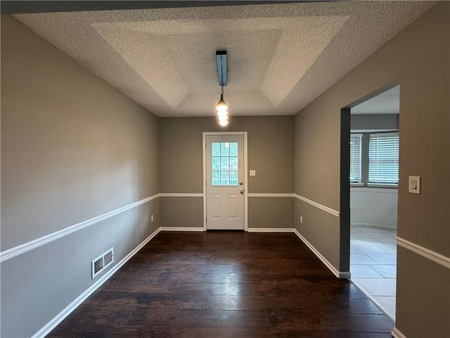 1415 W Ferrel Drive, Olathe, KS 66061