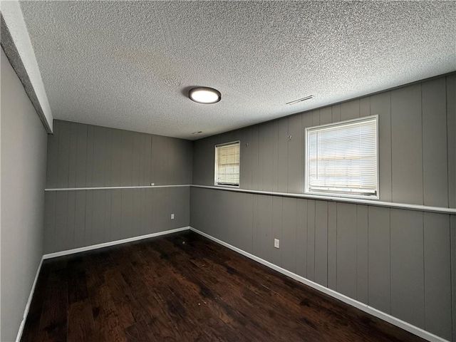 1415 W Ferrel Drive, Olathe, KS 66061