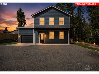 819 S NEVADA Dr, Longview, WA 98632