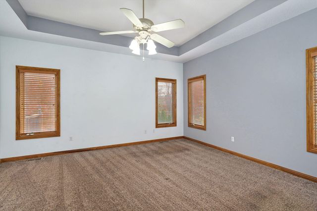 5252 S Holland Avenue, Springfield, MO 65810