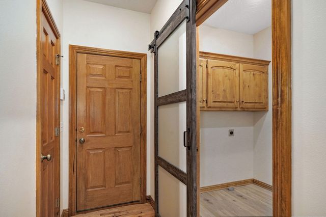 5252 S Holland Avenue, Springfield, MO 65810