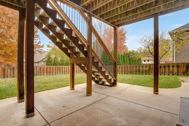 5252 S Holland Avenue, Springfield, MO 65810