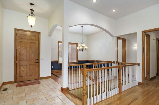 5252 S Holland Avenue, Springfield, MO 65810