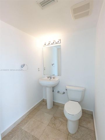 1528 Brickell Ave 104, Miami, FL 33129