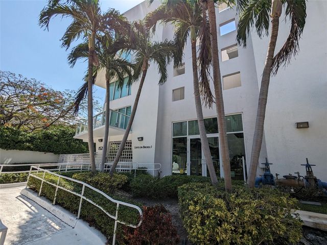 1528 Brickell Ave 104, Miami, FL 33129