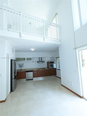 1528 Brickell Ave 104, Miami, FL 33129