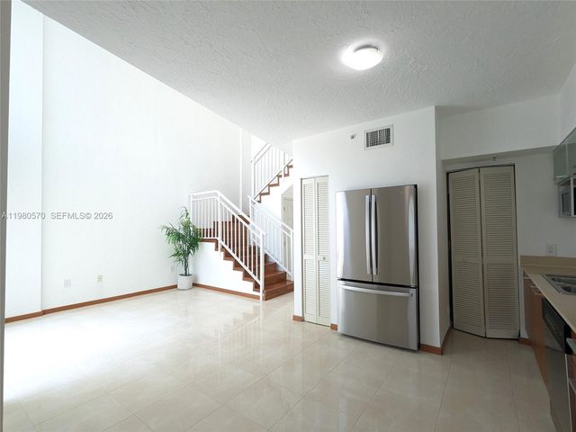 1528 Brickell Ave 104, Miami, FL 33129