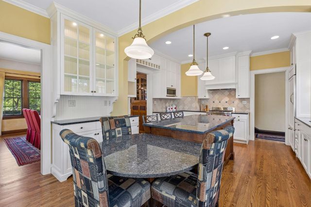 401 W Minnehaha Parkway, Minneapolis, MN 55419