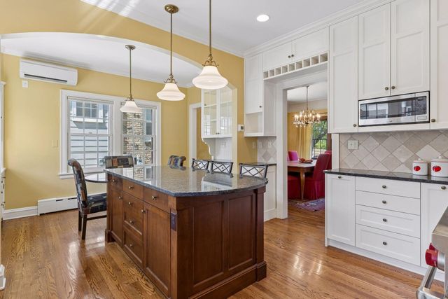 401 W Minnehaha Parkway, Minneapolis, MN 55419