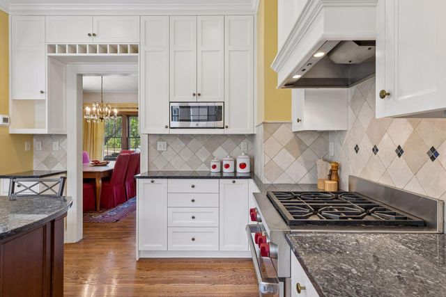 401 W Minnehaha Parkway, Minneapolis, MN 55419