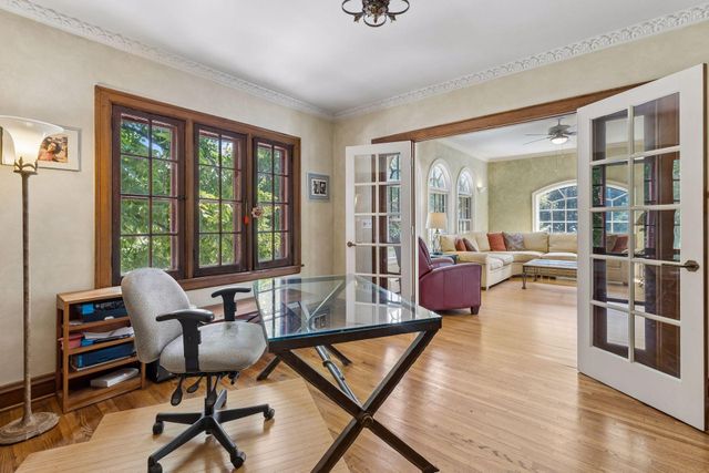 401 W Minnehaha Parkway, Minneapolis, MN 55419