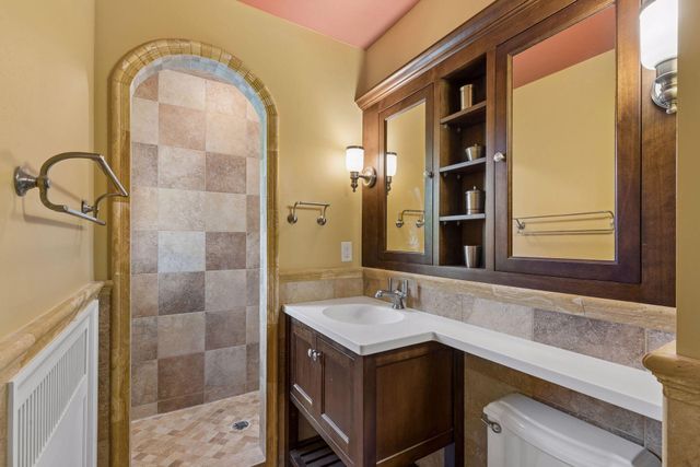 401 W Minnehaha Parkway, Minneapolis, MN 55419