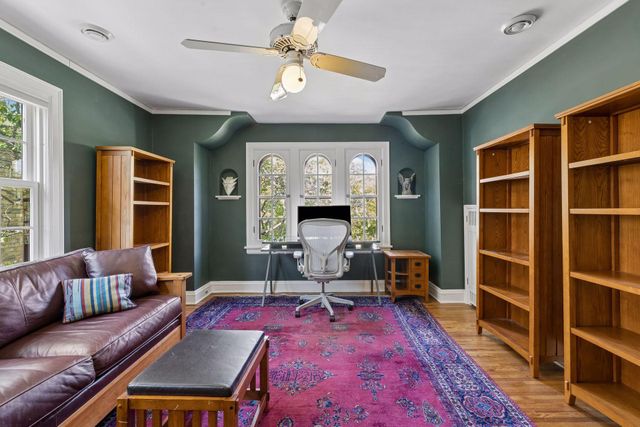 401 W Minnehaha Parkway, Minneapolis, MN 55419