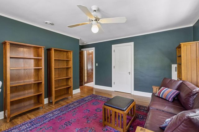 401 W Minnehaha Parkway, Minneapolis, MN 55419