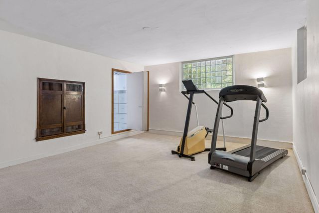 401 W Minnehaha Parkway, Minneapolis, MN 55419