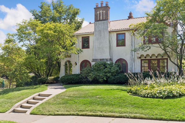 401 W Minnehaha Parkway, Minneapolis, MN 55419