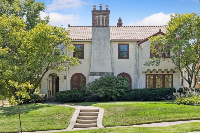 401 W Minnehaha Parkway, Minneapolis, MN 55419