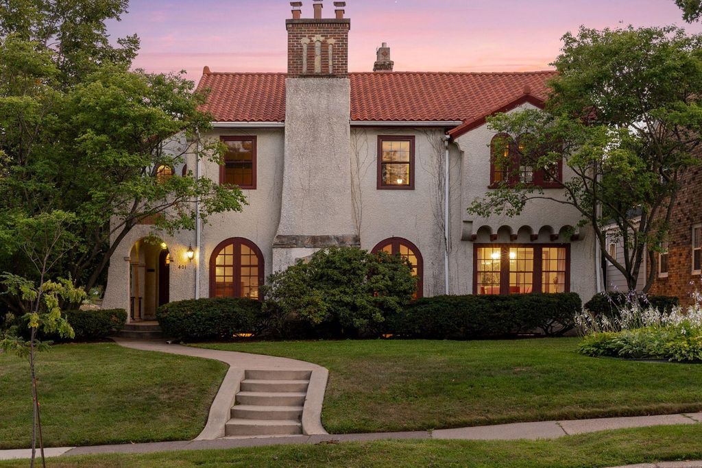 401 W Minnehaha Parkway, Minneapolis, MN 55419 — exterior
