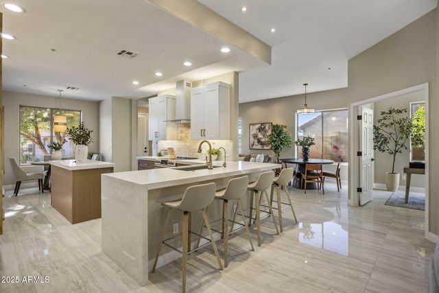 10796 E BETONY Drive, Scottsdale, AZ 85255