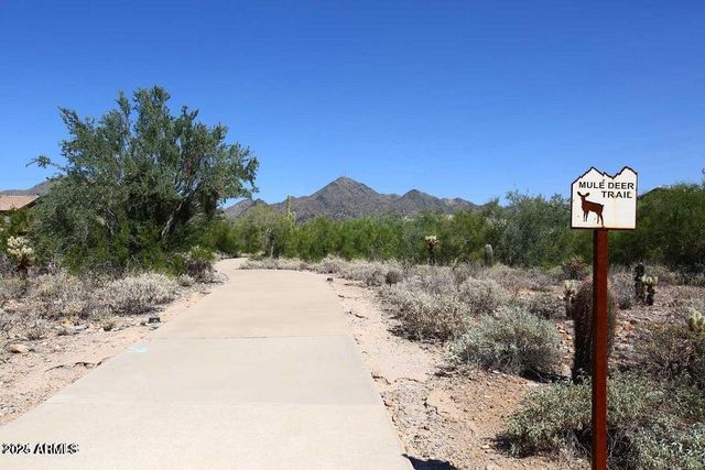 10796 E BETONY Drive, Scottsdale, AZ 85255