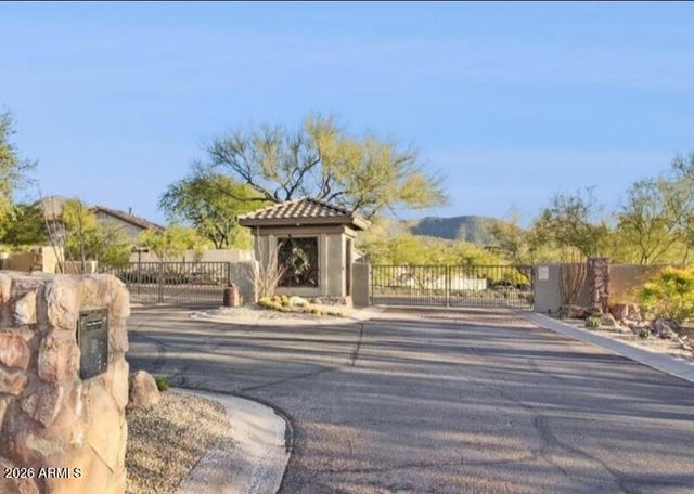 10796 E BETONY Drive, Scottsdale, AZ 85255