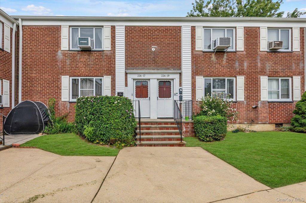 22617 Hillside Avenue S09, Queens Village, NY 11427 — photo 2