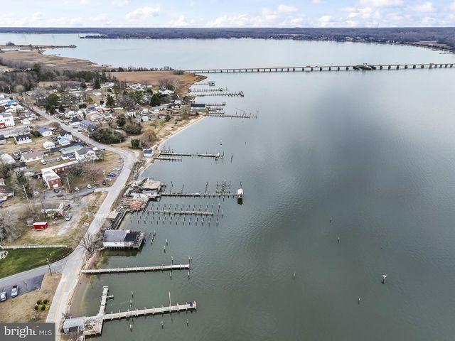 18864 PATUXENT AVE, Benedict, MD 20612