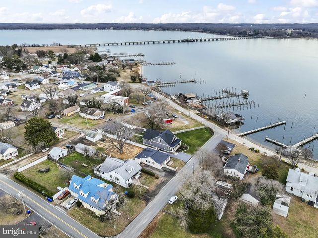 18864 PATUXENT AVE, Benedict, MD 20612