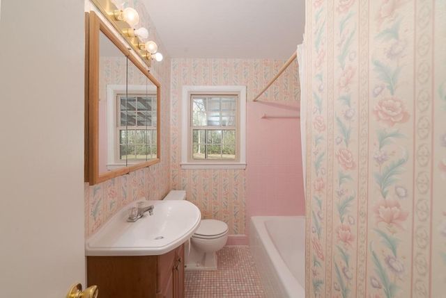 3914 Blue Gill Circle, Mobile, AL 36619