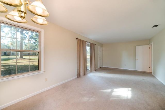 3914 Blue Gill Circle, Mobile, AL 36619