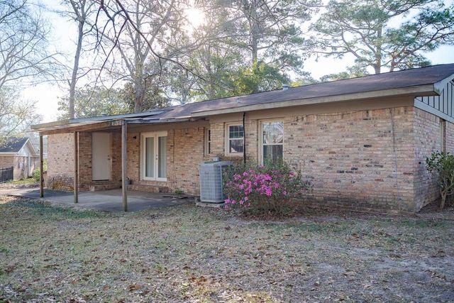 3914 Blue Gill Circle, Mobile, AL 36619