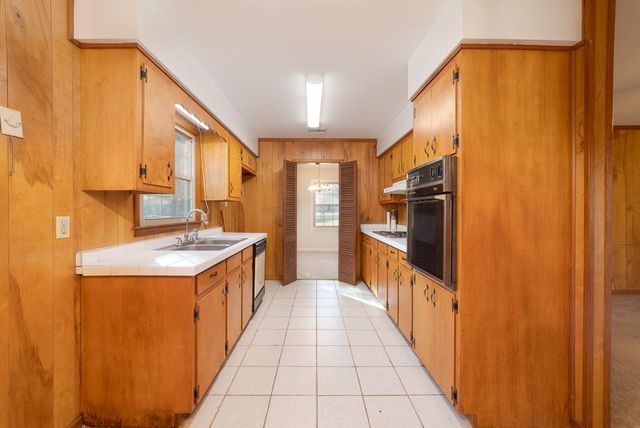 3914 Blue Gill Circle, Mobile, AL 36619