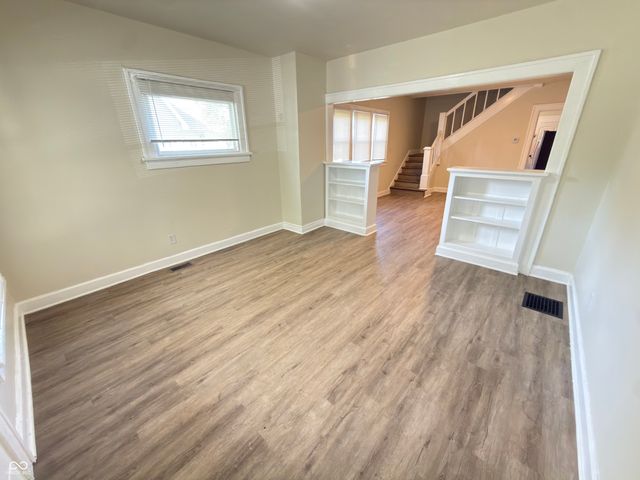 4040 N College Avenue, Indianapolis, IN 46205