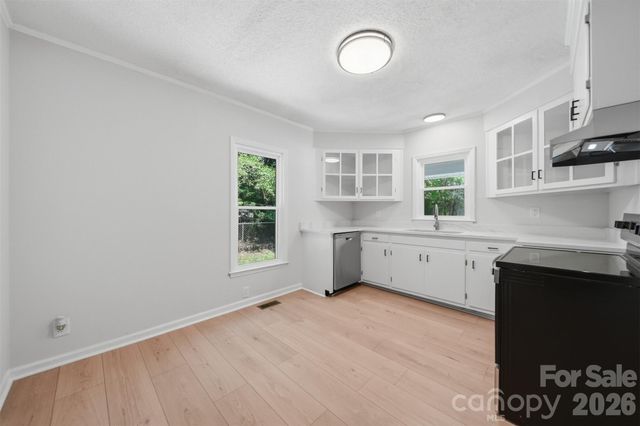1303 S Sterling Street, Morganton, NC 28655