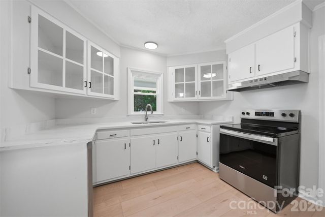 1303 S Sterling Street, Morganton, NC 28655