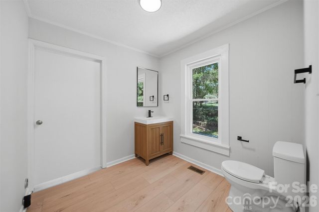 1303 S Sterling Street, Morganton, NC 28655