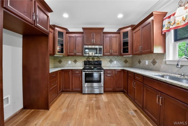 16860 NORTH RIVER, Northport, AL 35475