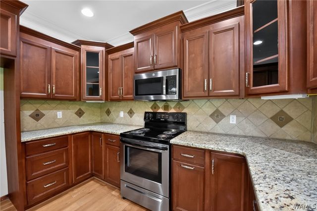 16860 NORTH RIVER, Northport, AL 35475
