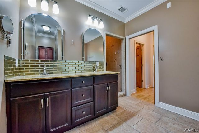 16860 NORTH RIVER, Northport, AL 35475