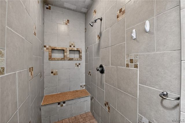 16860 NORTH RIVER, Northport, AL 35475