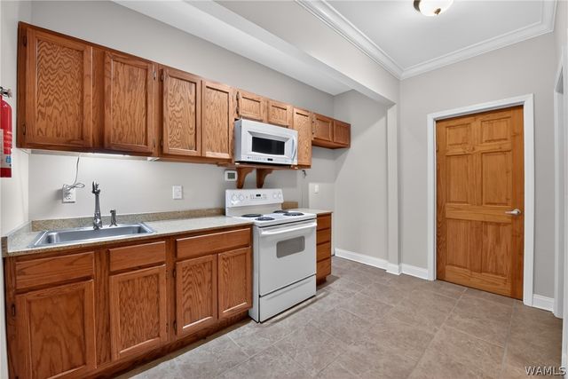 16860 NORTH RIVER, Northport, AL 35475