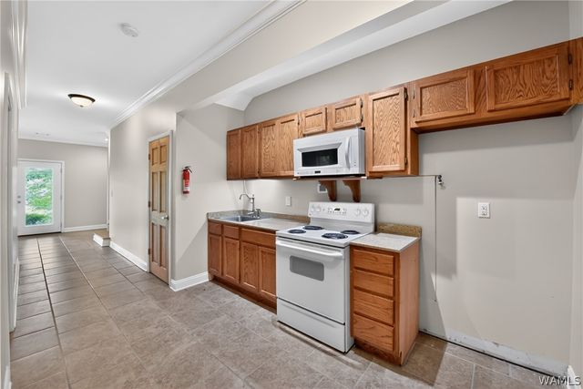 16860 NORTH RIVER, Northport, AL 35475