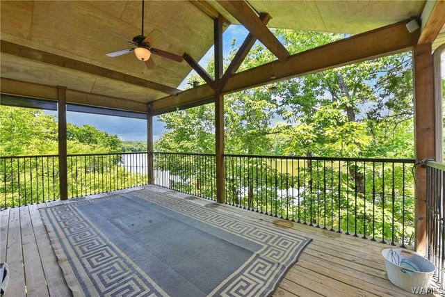16860 NORTH RIVER, Northport, AL 35475