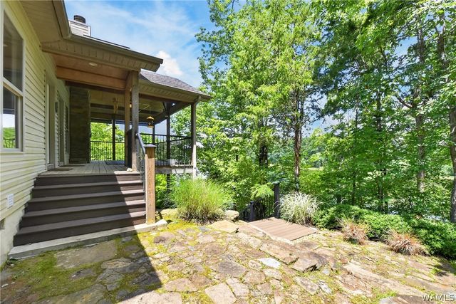 16860 NORTH RIVER, Northport, AL 35475